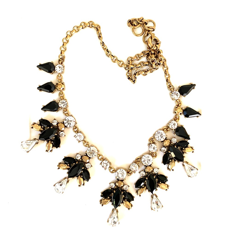 Bejeweled necklace